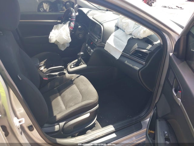 2020 Hyundai Elantra Sel მანქანა იყიდება აუქციონზე, vin: 5NPD84LFXLH593326, აუქციონის ნომერი: 45866029