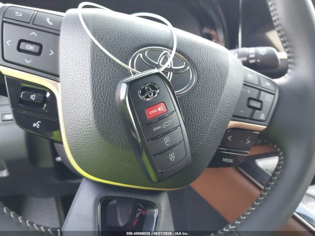 Aukcja sprzedaży 2025 Toyota Crown Signia Limited, vin: JTDACAAJ4S3025977, numer aukcji: 45866038