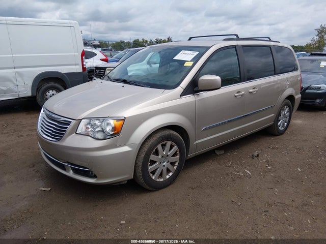 45866050 :رقم المزاد ، 2C4RC1BG8FR672921 vin ، 2015 Chrysler Town & Country Touring مزاد بيع