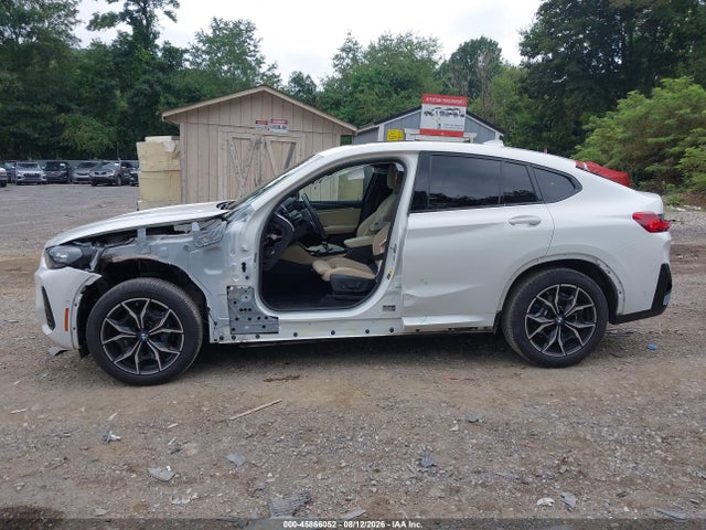 5UX43DT02R9U60585 BMW X4 M40i
