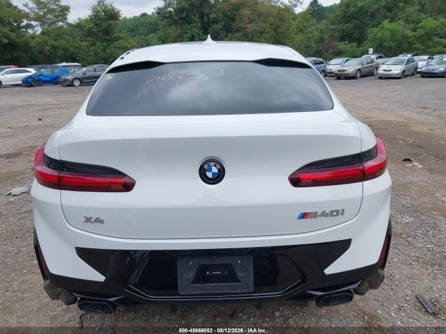 5UX43DT02R9U60585 BMW X4 M40i