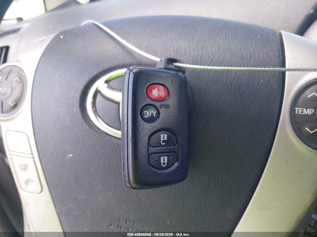 Toyota Prius Three 2014 JTDKN3DU3E1827498 Image 11