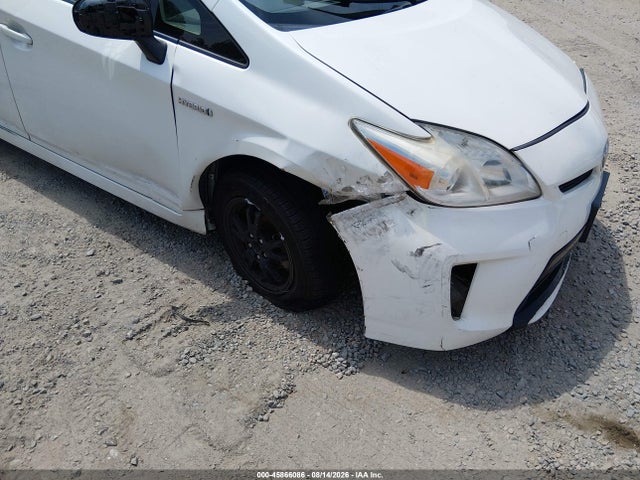 Toyota Prius Three 2014 JTDKN3DU3E1827498 Image 6
