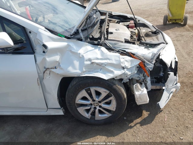 Toyota Prius Three 2016 JTDKARFUXG3001993 Image 6