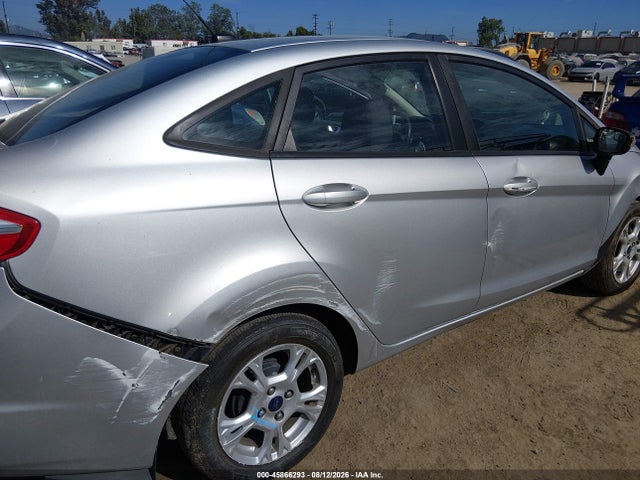 3FADP4BJ2EM203489 Ford FIESTA SE