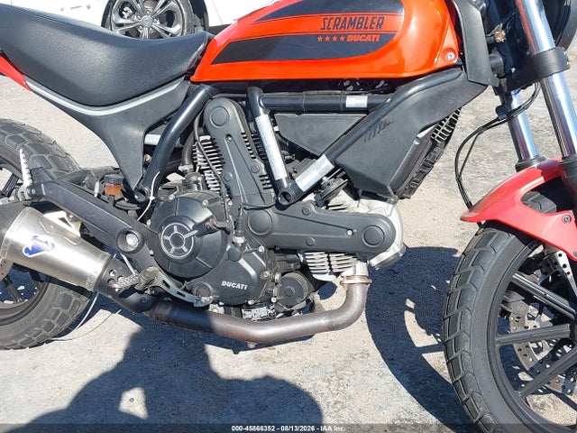 ML015AXG3GT000095 Ducati Scrambler