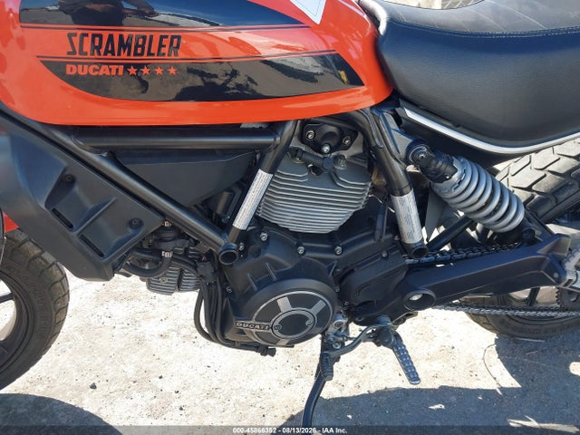 Ducati Scrambler 2016 ML015AXG3GT000095 Image 9