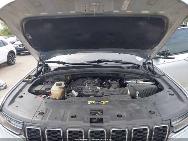 45866411 :رقم المزاد ، 1C4RJKAG1P8728983 vin ، 2023 Jeep Grand Cherokee L Laredo 4x4 مزاد بيع