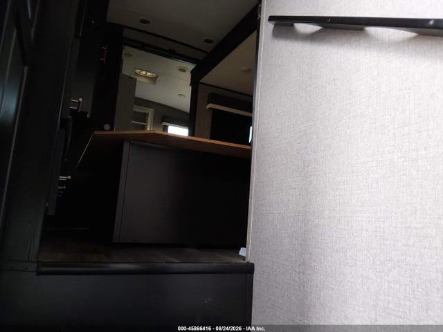 Продажа на аукционе авто 2021 Jayco North Point, vin: 1UJCJ0BV4M1LF0066, номер лота: 45866416