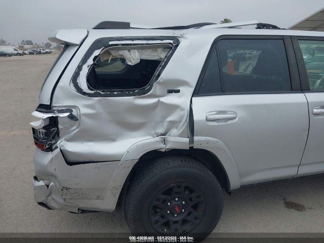 Toyota 4runner Sr5 Premium 2022 JTEFU5JR3N5274016 Image 4