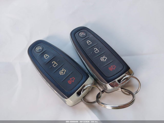 1FMCU0HD4KUB28399 Ford ESCAPE SEL