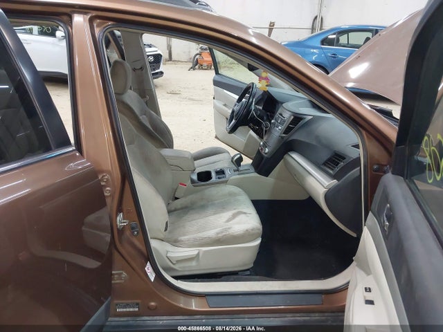 45866508 :رقم المزاد ، 4S4BRBGCXB3374039 vin ، 2011 Subaru Outback 2.5i Premium مزاد بيع