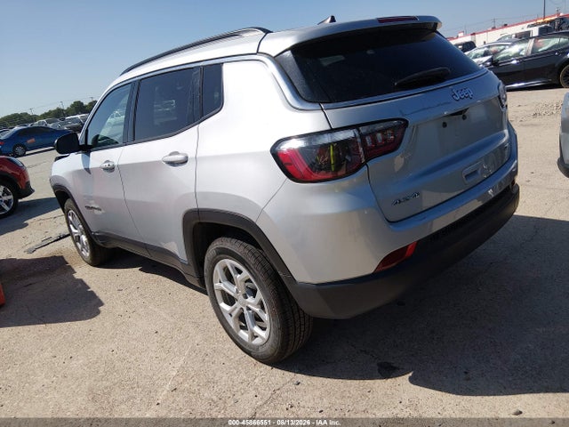 Jeep Compass Latitude 4x4 2024 3C4NJDBN3RT118594 Image 3