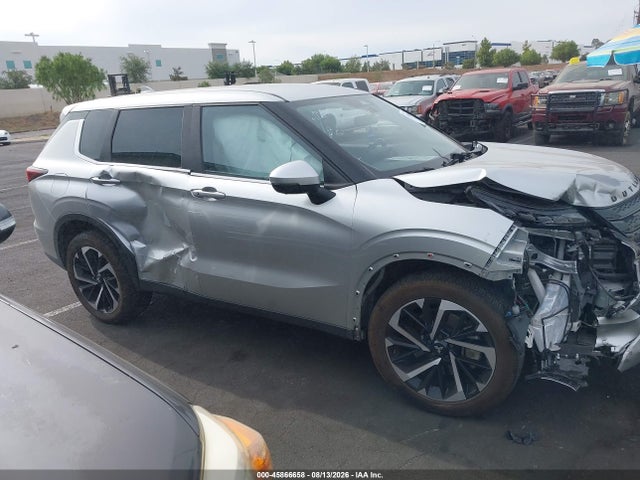 Продажа на аукционе авто 2022 Mitsubishi Outlander Black Edition S-awc/se 2.5 S-awc/se Launch Edition S-awc, vin: JA4J4UA80NZ090350, номер лота: 45866658