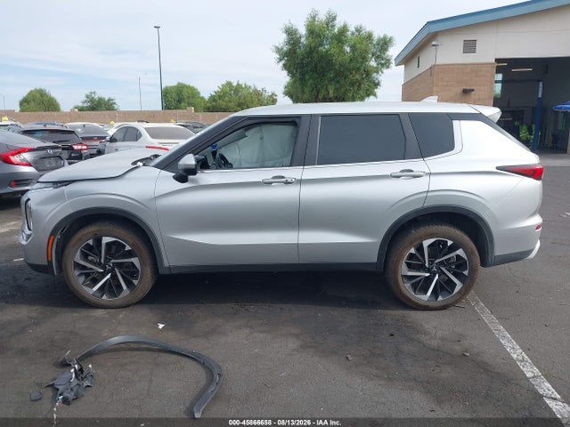 Продажа на аукционе авто 2022 Mitsubishi Outlander Black Edition S-awc/se 2.5 S-awc/se Launch Edition S-awc, vin: JA4J4UA80NZ090350, номер лота: 45866658