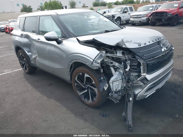 Продажа на аукционе авто 2022 Mitsubishi Outlander Black Edition S-awc/se 2.5 S-awc/se Launch Edition S-awc, vin: JA4J4UA80NZ090350, номер лота: 45866658