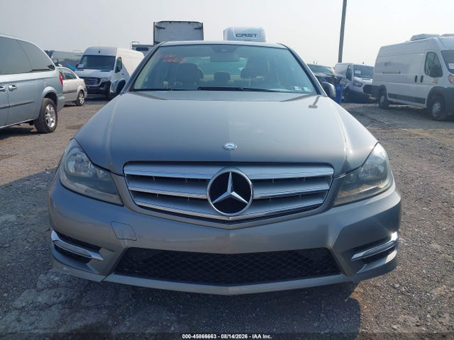 45866663 :رقم المزاد ، WDDGF8AB4DA786161 vin ، 2013 Mercedes-benz C 300 Sport 4matic مزاد بيع