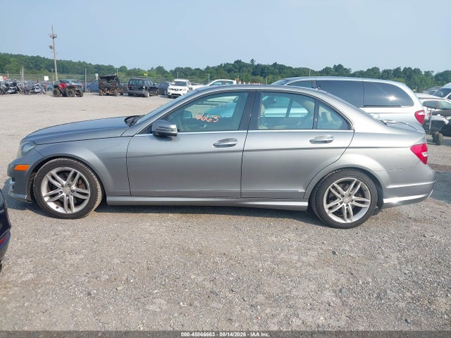 45866663 :رقم المزاد ، WDDGF8AB4DA786161 vin ، 2013 Mercedes-benz C 300 Sport 4matic مزاد بيع