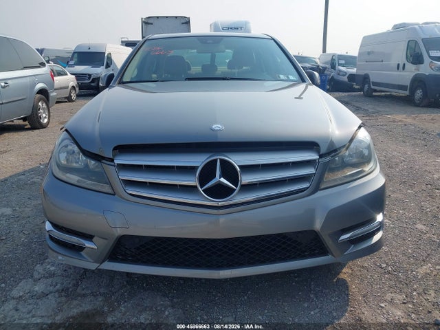 45866663 :رقم المزاد ، WDDGF8AB4DA786161 vin ، 2013 Mercedes-benz C 300 Sport 4matic مزاد بيع