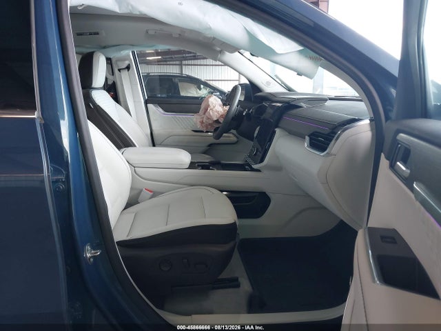 Продаж на аукціоні авто 2024 Gmc Acadia Fwd Denali, vin: 1GKENLKS5RJ200083, номер лоту: 45866666