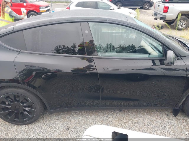 Продаж на аукціоні авто 2024 Tesla Model Y Long Range Dual Motor All-wheel Drive, vin: 7SAYGAEE6RF981221, номер лоту: 45866712