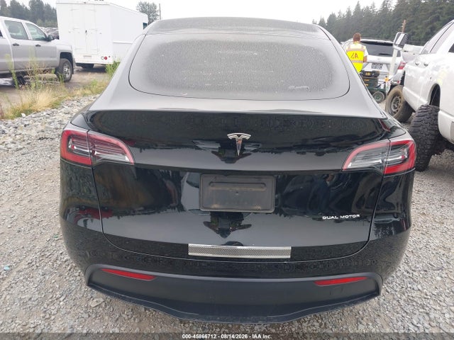 Продаж на аукціоні авто 2024 Tesla Model Y Long Range Dual Motor All-wheel Drive, vin: 7SAYGAEE6RF981221, номер лоту: 45866712