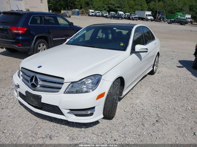 45866714 :رقم المزاد ، WDDGF8AB4DR244690 vin ، 2013 Mercedes-benz C 300 Sport 4matic مزاد بيع