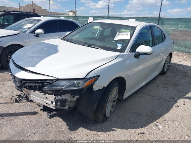 Продажа на аукционе авто 2020 Toyota Camry Le, vin: 4T1C11AK8LU958456, номер лота: 45866748