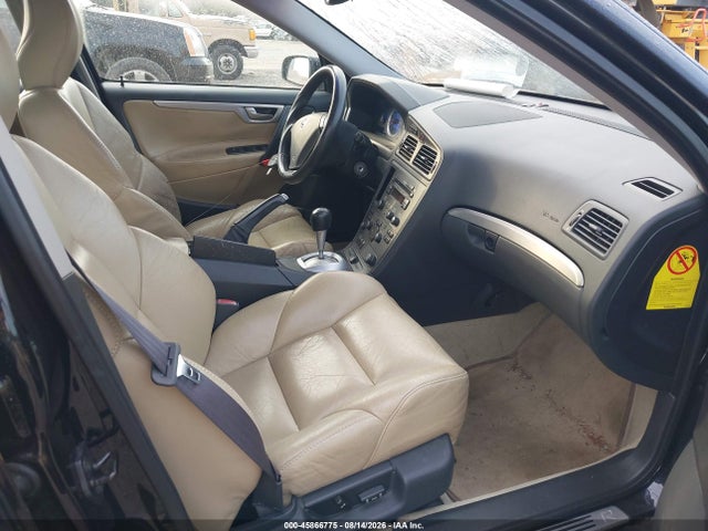 Продажа на аукционе авто 2004 Volvo S60 R, vin: YV1RH52Y842393802, номер лота: 45866775