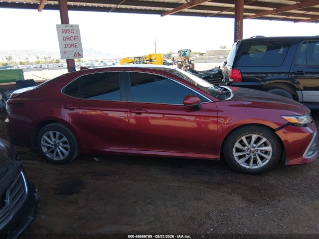 Продажа на аукционе авто 2022 Toyota Camry Le, vin: 4T1C11AK6NU498460, номер лота: 45866789