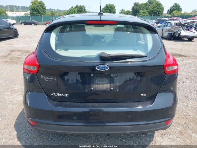 Ford FOCUS SE 2016 1FADP3K28GL292203 Image 16