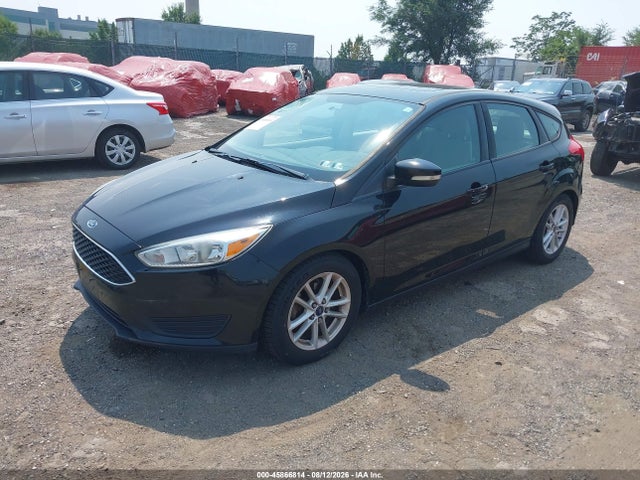 Ford FOCUS SE 2016 1FADP3K28GL292203 Image 2