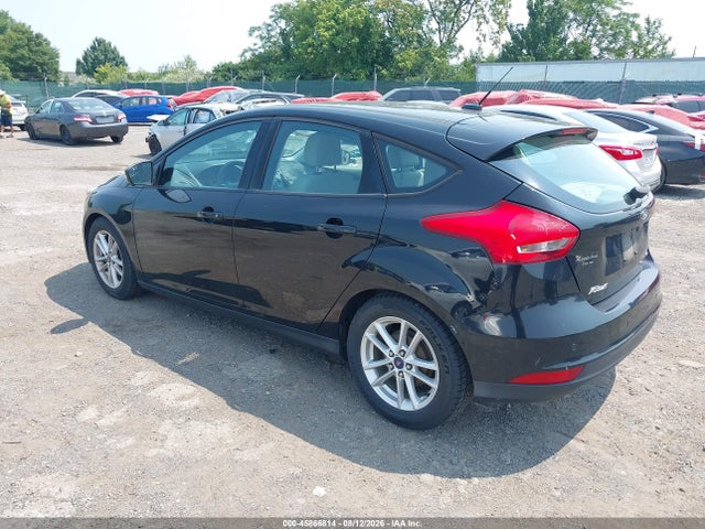 Ford FOCUS SE 2016 1FADP3K28GL292203 Image 3