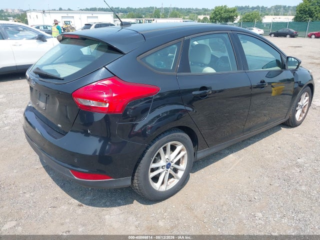 Ford FOCUS SE 2016 1FADP3K28GL292203 Image 4