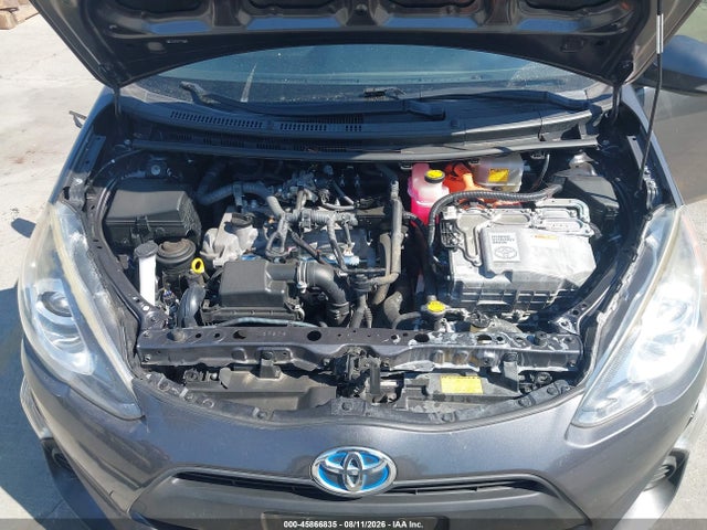 Toyota Prius C One 2015 JTDKDTB32F1576200 Image 10