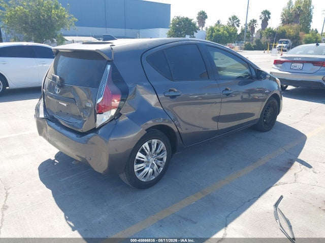 Toyota Prius C One 2015 JTDKDTB32F1576200 Image 4