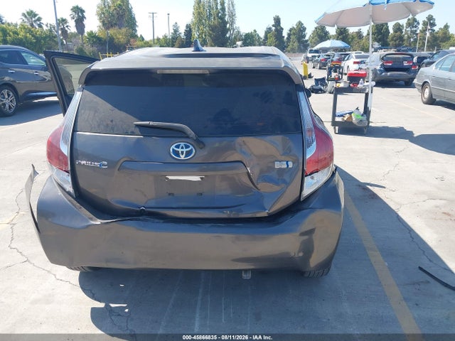 Toyota Prius C One 2015 JTDKDTB32F1576200 Image 6