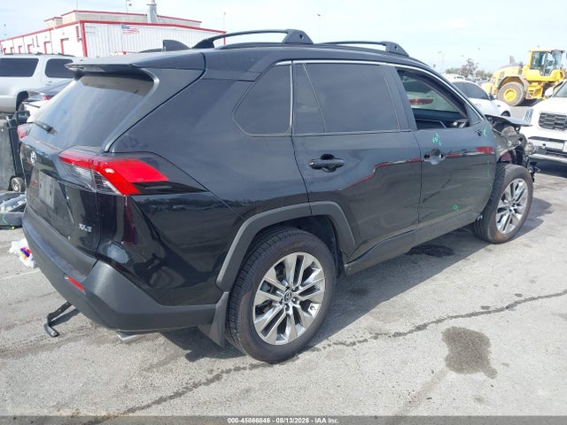 Toyota Rav4 Xle Premium 2019 JTMC1RFV6KD515288 Image 4