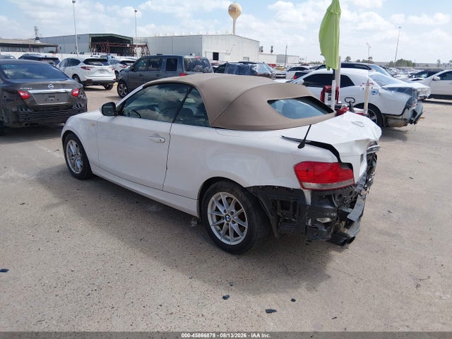 45866878 :رقم المزاد ، WBAUL7C58BVM80655 vin ، 2011 Bmw 128i مزاد بيع