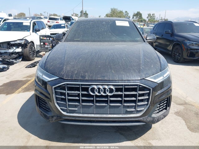 WA1AVAF10KD017558 Audi Q8 55 Premium