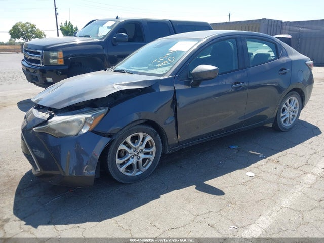 Scion IA 2016 3MYDLBZV6GY112306 Image 2
