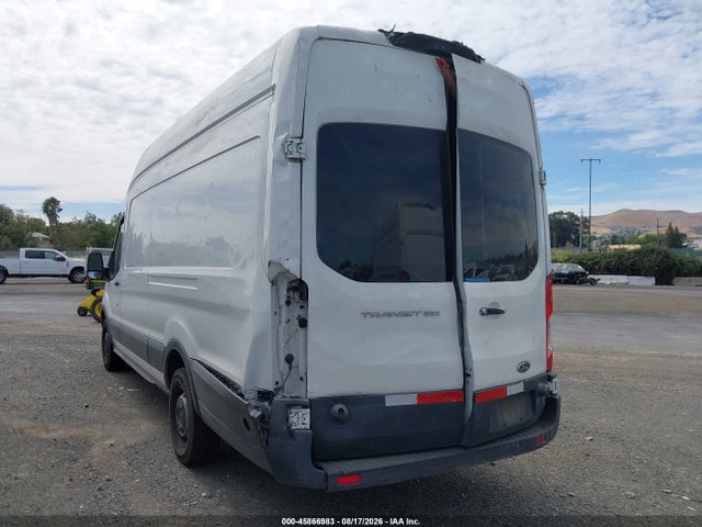 Ford Transit-250 2018 1FTYR3XM4JKB03480 Image 17