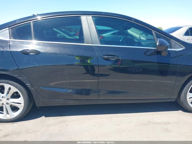 1G1BE5SM9H7105946 Chevrolet Cruze Lt Auto