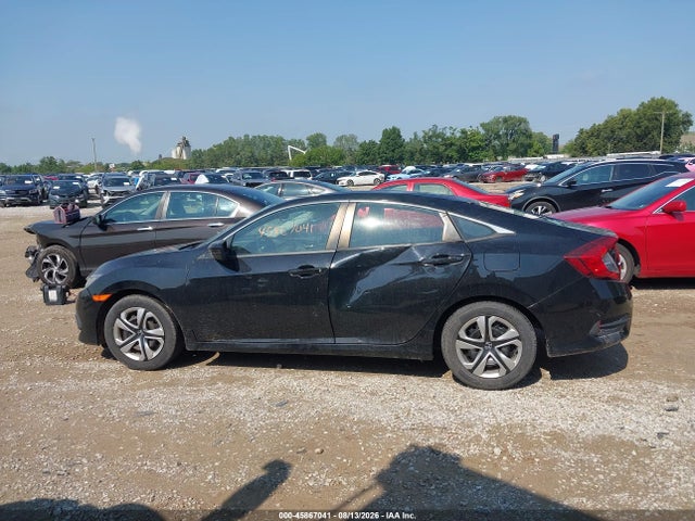 45867041 :رقم المزاد ، 19XFC2F53JE010658 vin ، 2018 Honda Civic Lx مزاد بيع