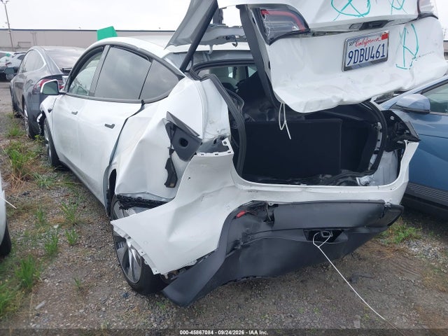Aukcja sprzedaży 2022 Tesla Model Y Long Range Dual Motor All-wheel Drive, vin: 7SAYGDEE6NF561065, numer aukcji: 45867084