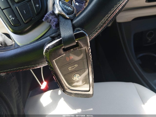 45867093 :رقم المزاد ، WBXJG7C01N5V22119 vin ، 2022 Bmw X1 Sdrive28i مزاد بيع
