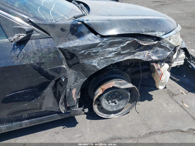 Honda Civic Lx 2018 2HGFC2F52JH557216 Image 12