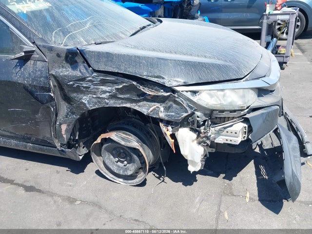 Honda Civic Lx 2018 2HGFC2F52JH557216 Image 6