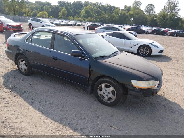 1999 Honda Accord Ex მანქანა იყიდება აუქციონზე, vin: 1HGCG6674XA058232, აუქციონის ნომერი: 45867143