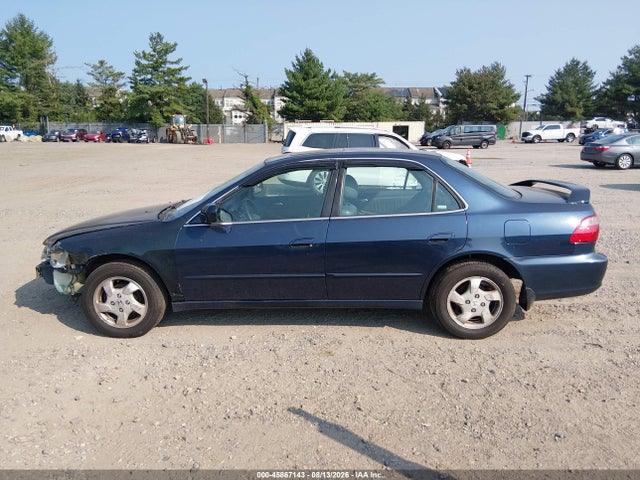 Продажа на аукционе авто 1999 Honda Accord Ex, vin: 1HGCG6674XA058232, номер лота: 45867143